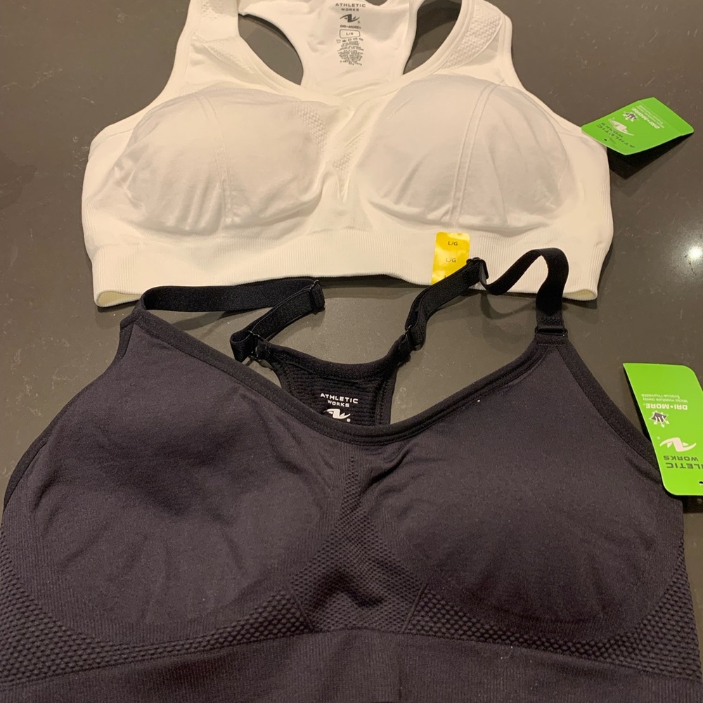 NWT Athletic Works Sports Bras Black and White Medium Impact